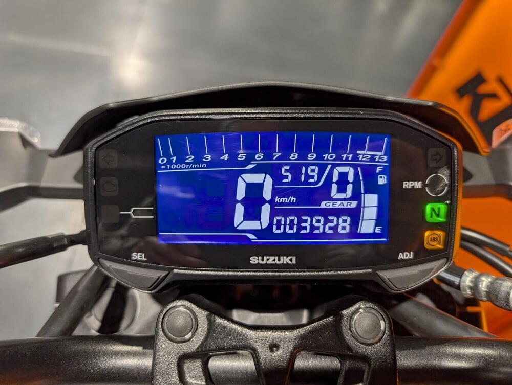 Suzuki GSX-S125 (2025 - 26) (4)