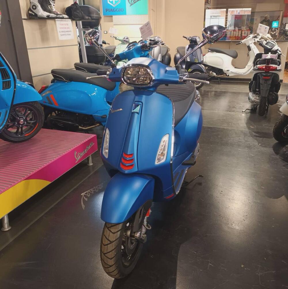 Vespa Sprint 150 3V Sport ie ABS (2021 - 22) (3)
