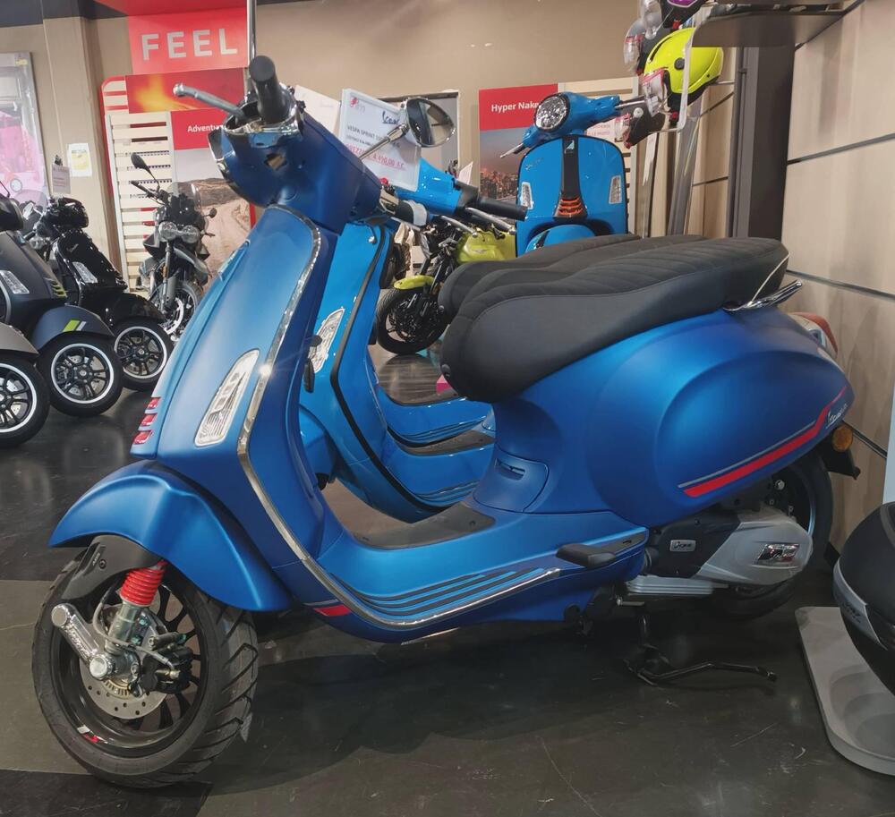 Vespa Sprint 150 3V Sport ie ABS (2021 - 22) (2)