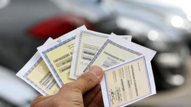 Rc auto, cambiano le regole: stop all&rsquo;obbligo per i veicoli inutilizzabili e nuove polizze per le auto storiche