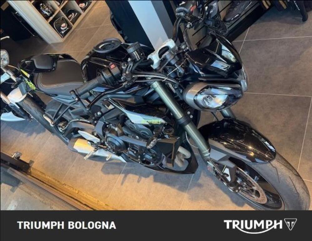 Triumph Street Triple 765 RS (2023 - 26) (3)