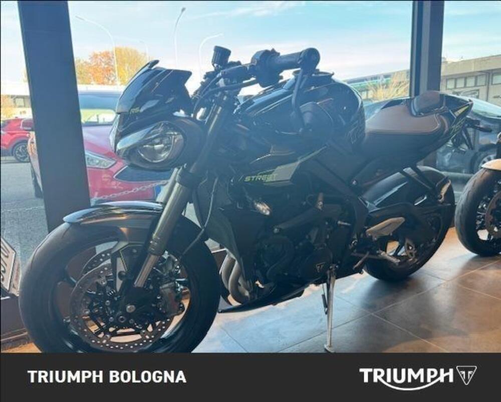 Triumph Street Triple 765 RS (2023 - 26) (2)