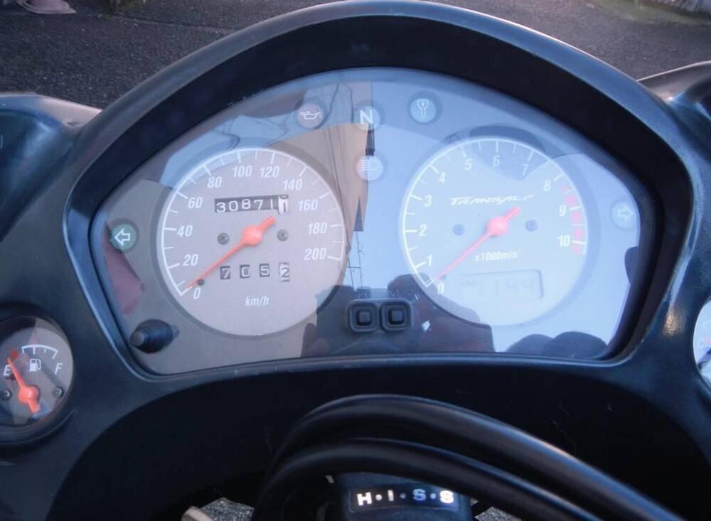 Honda Transalp XL 650V (2005 - 06) (9)