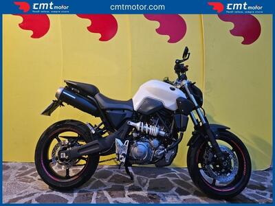 Yamaha MT-03 (2006 - 14) usata