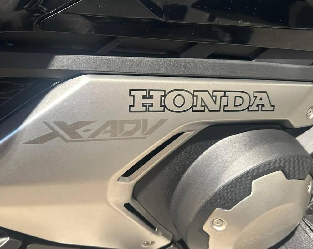 Honda X-ADV 750 DCT Adventure (2021 - 24) (8)