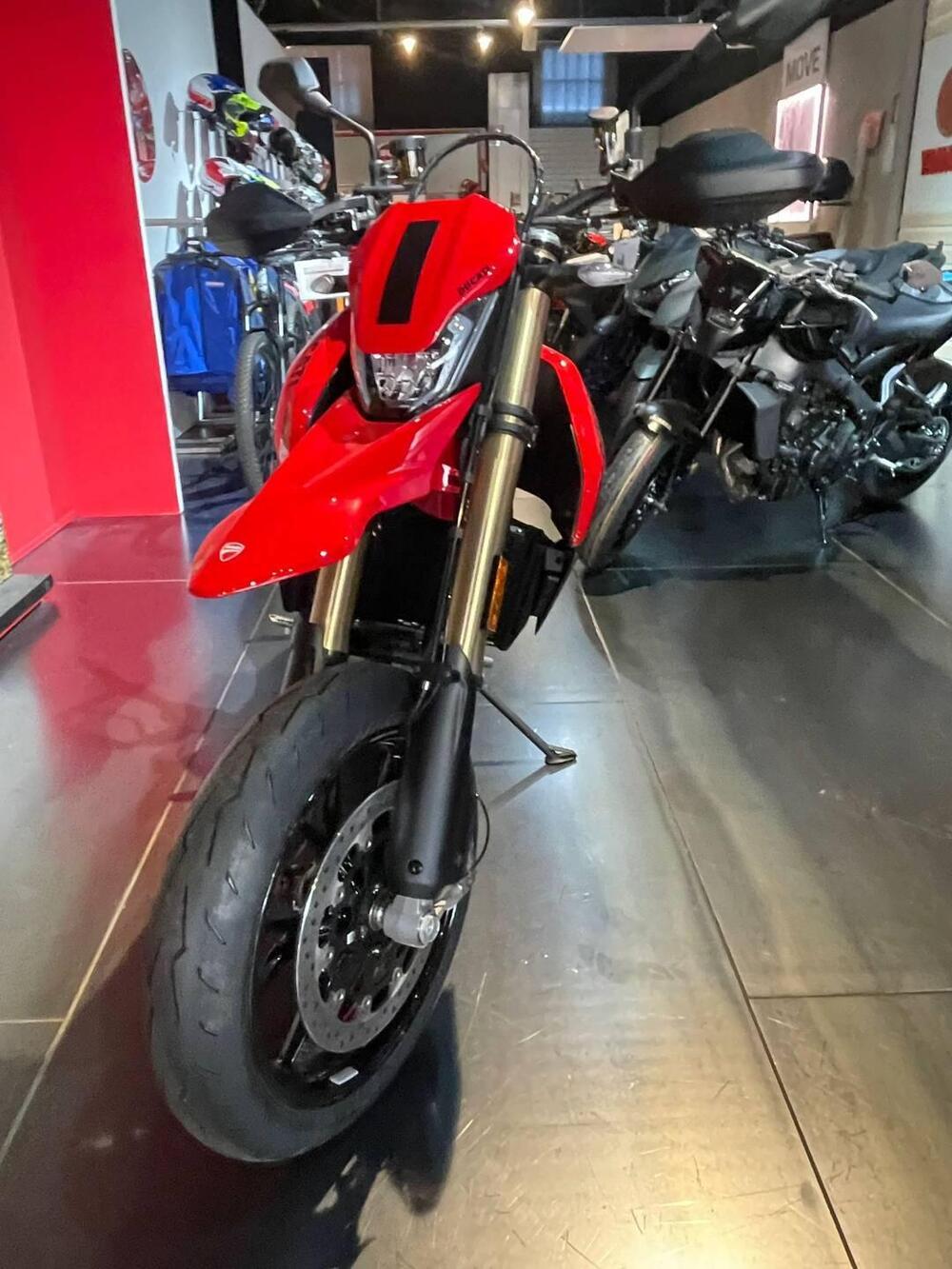 Ducati Hypermotard 698 Mono (2024 - 26) (6)