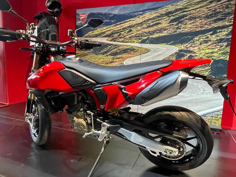 Ducati Hypermotard 698 Mono (2024 - 26) (7)