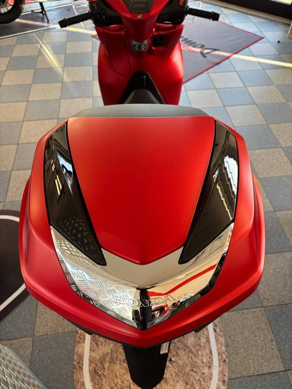 Honda SH 350i GT (2025 - 26) (6)