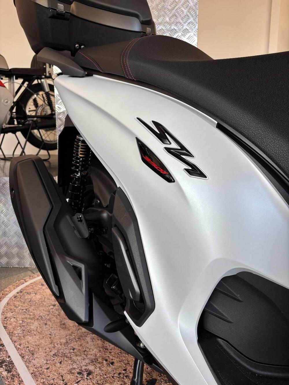 Honda SH 350i Sport (2025 - 26) (5)