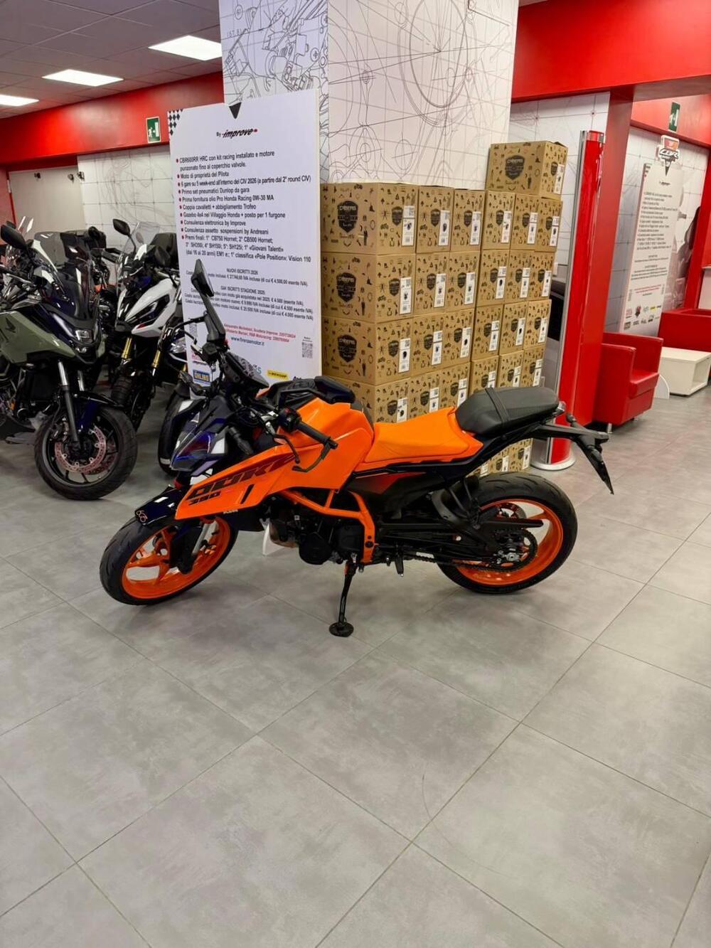 KTM 390 Duke (2024 - 25) (2)