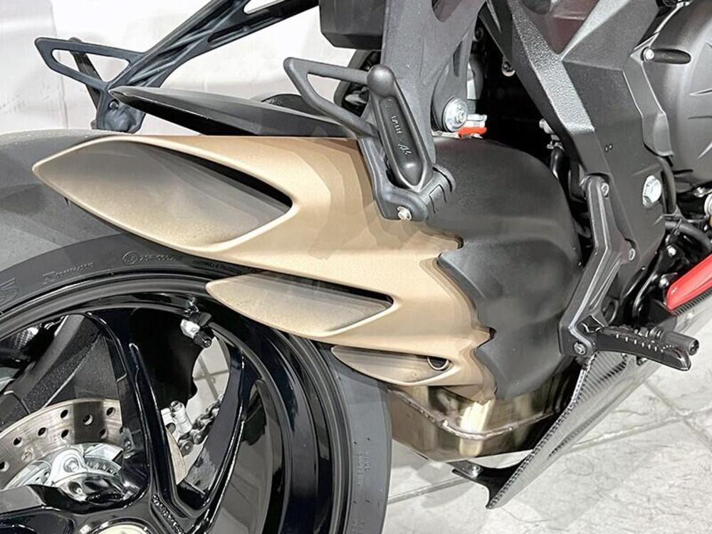 MV Agusta F3 800 Rosso (2021 - 23) (3)