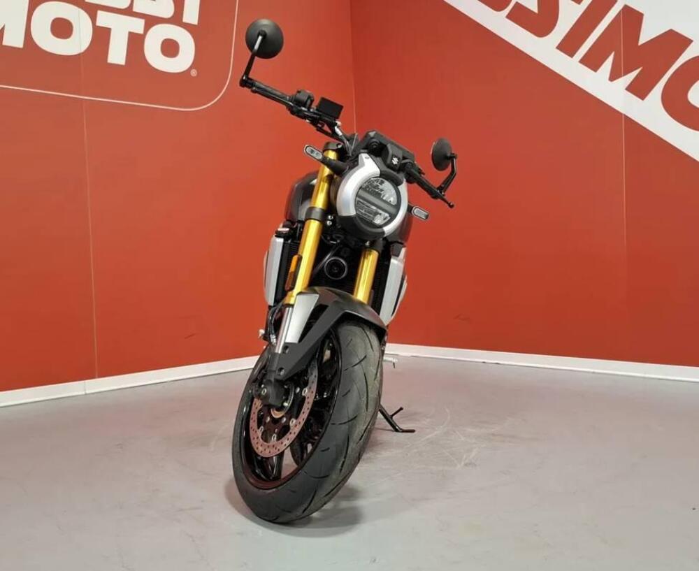 Suzuki GSX-8TT (2025 - 26) (6)