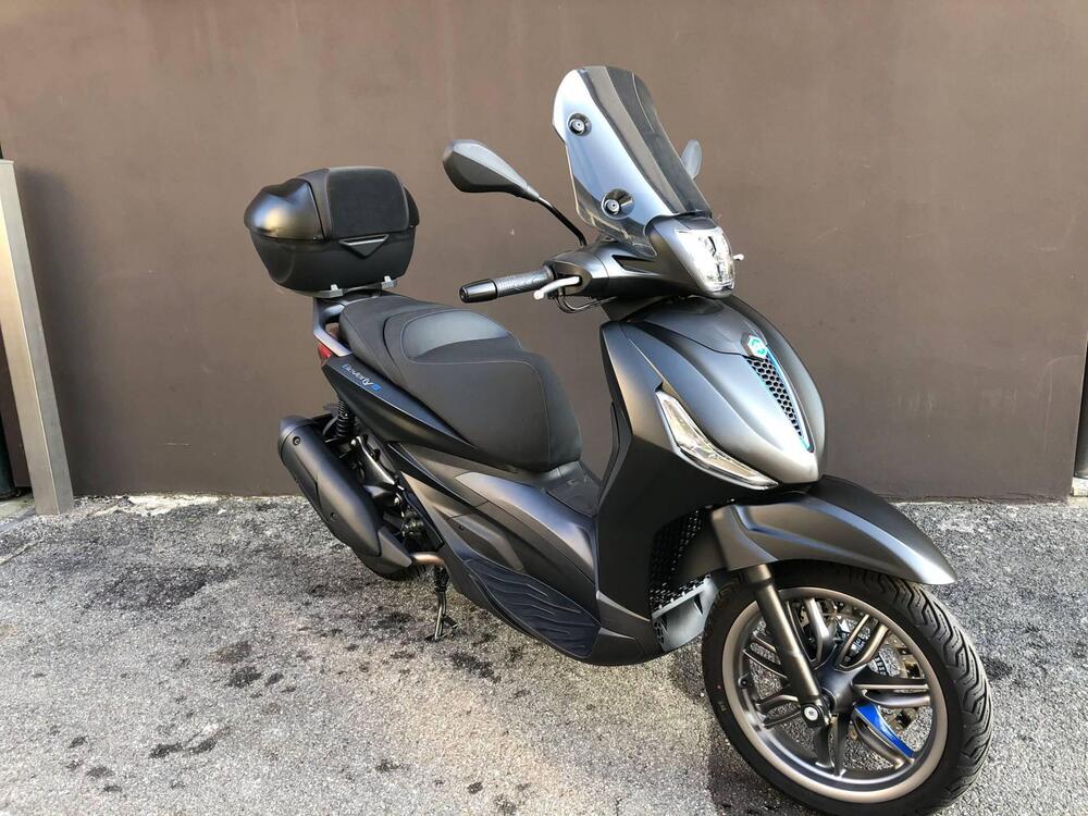 Piaggio Beverly 300 S ABS-ASR (2021 - 25) (2)