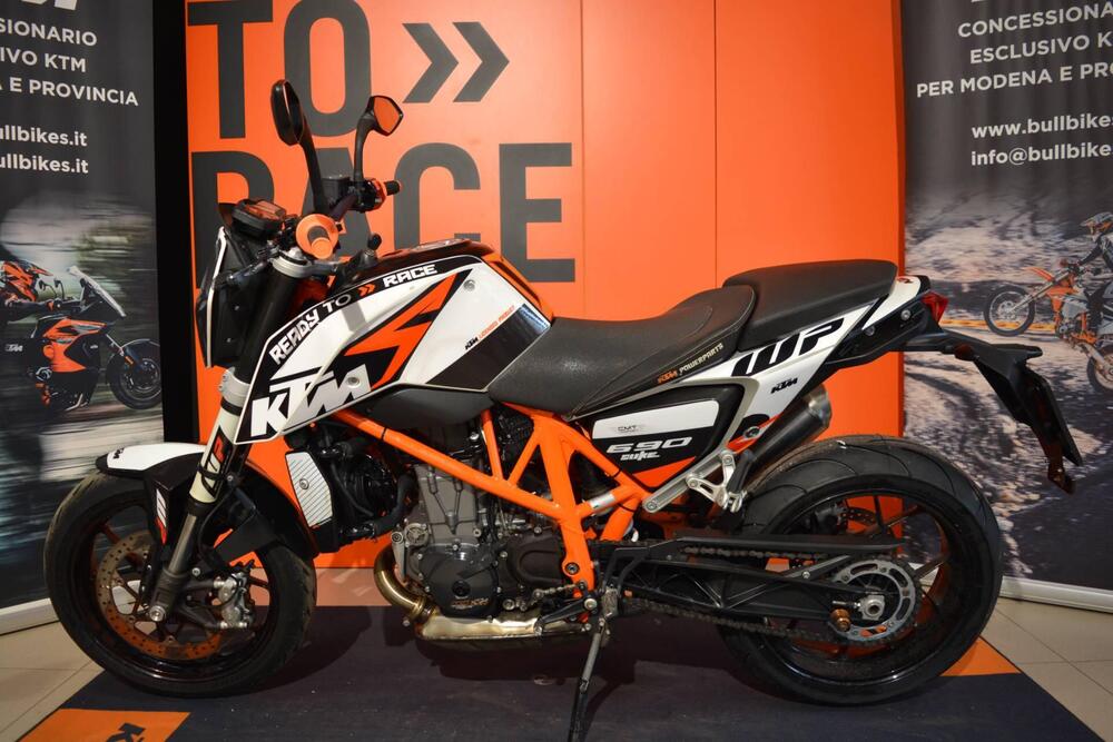 KTM 690 Duke (2012 - 16) (2)
