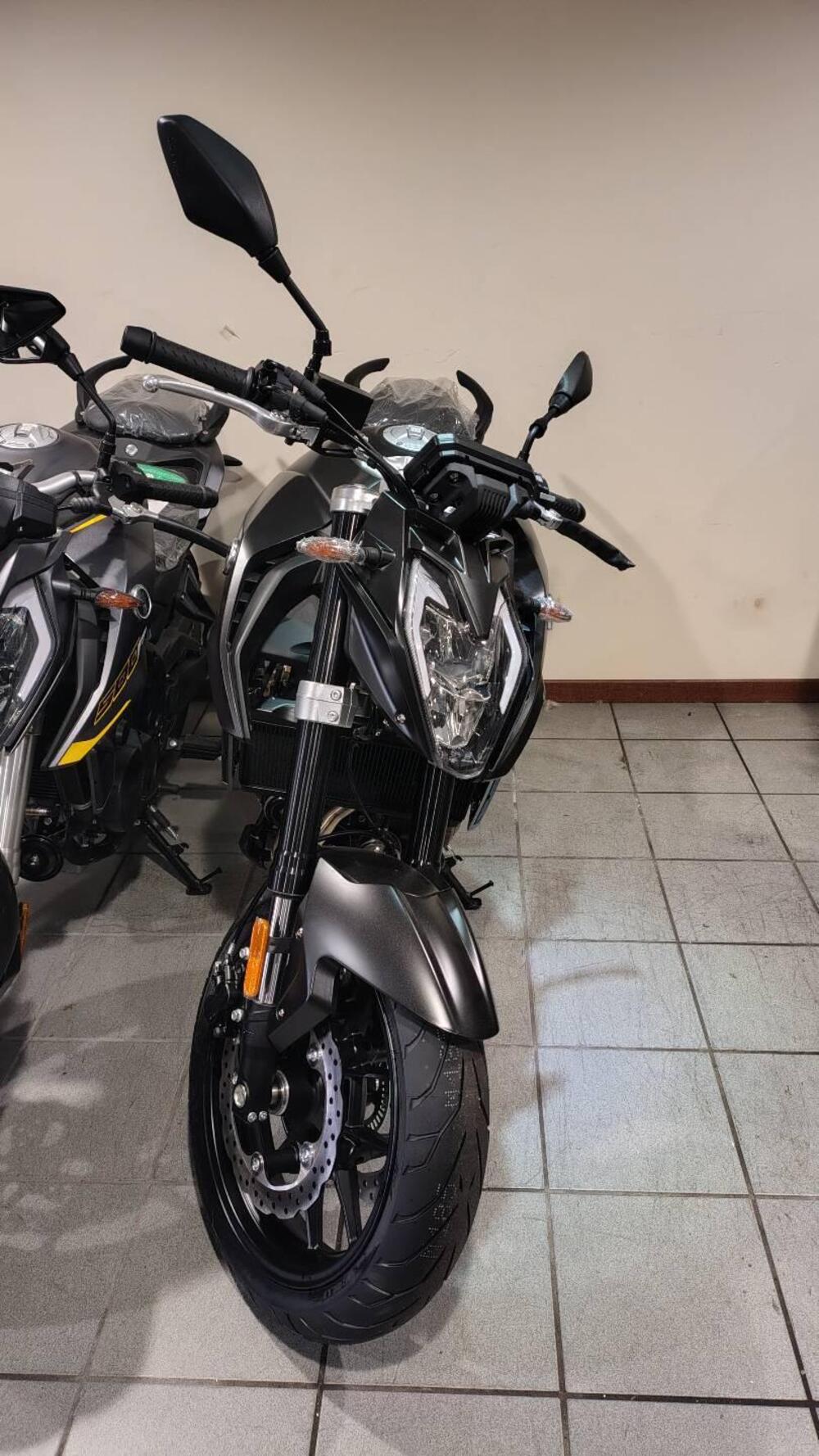 Voge Brivido 625R (2025 - 26) (2)