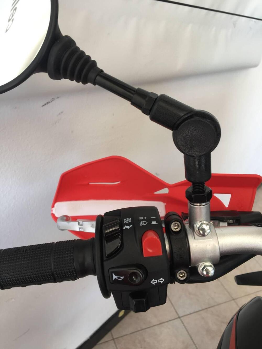 Swm SM 125 R (2025 - 26) (14)