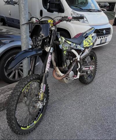 Husqvarna TE 250 (2010 - 11) usata