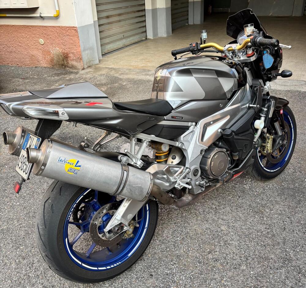 Aprilia Tuono 1000 R (2006 - 10) (2)