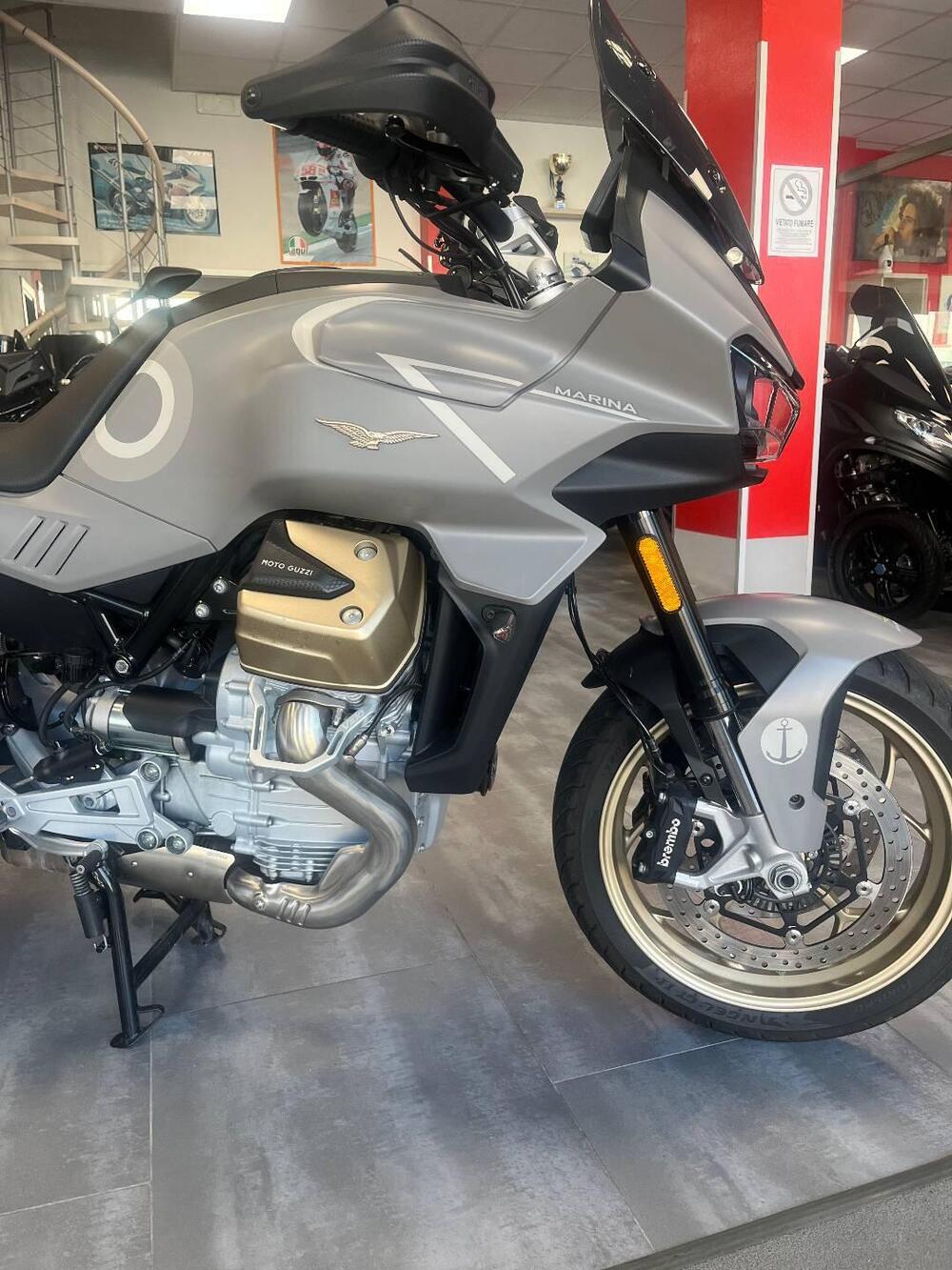 Moto Guzzi V100 Mandello Aviazione Navale (2023 - 24) (5)