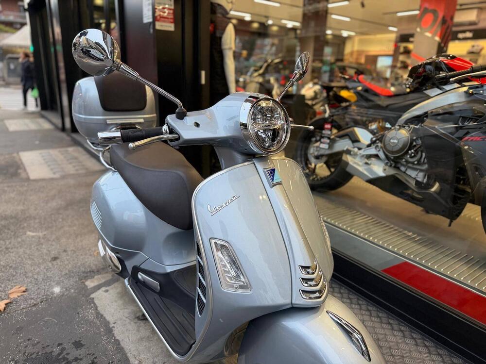 Vespa GTS 300 Hpe (2021 - 22) (5)