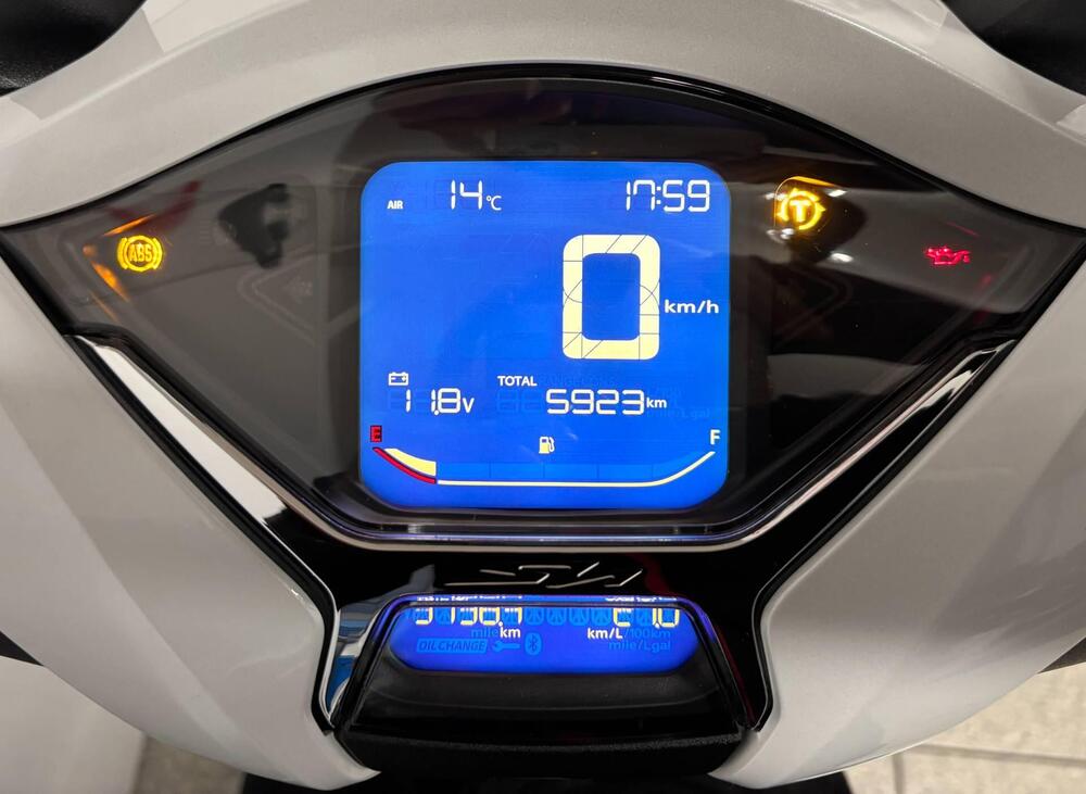 Honda SH 350 (2021 - 24) (3)