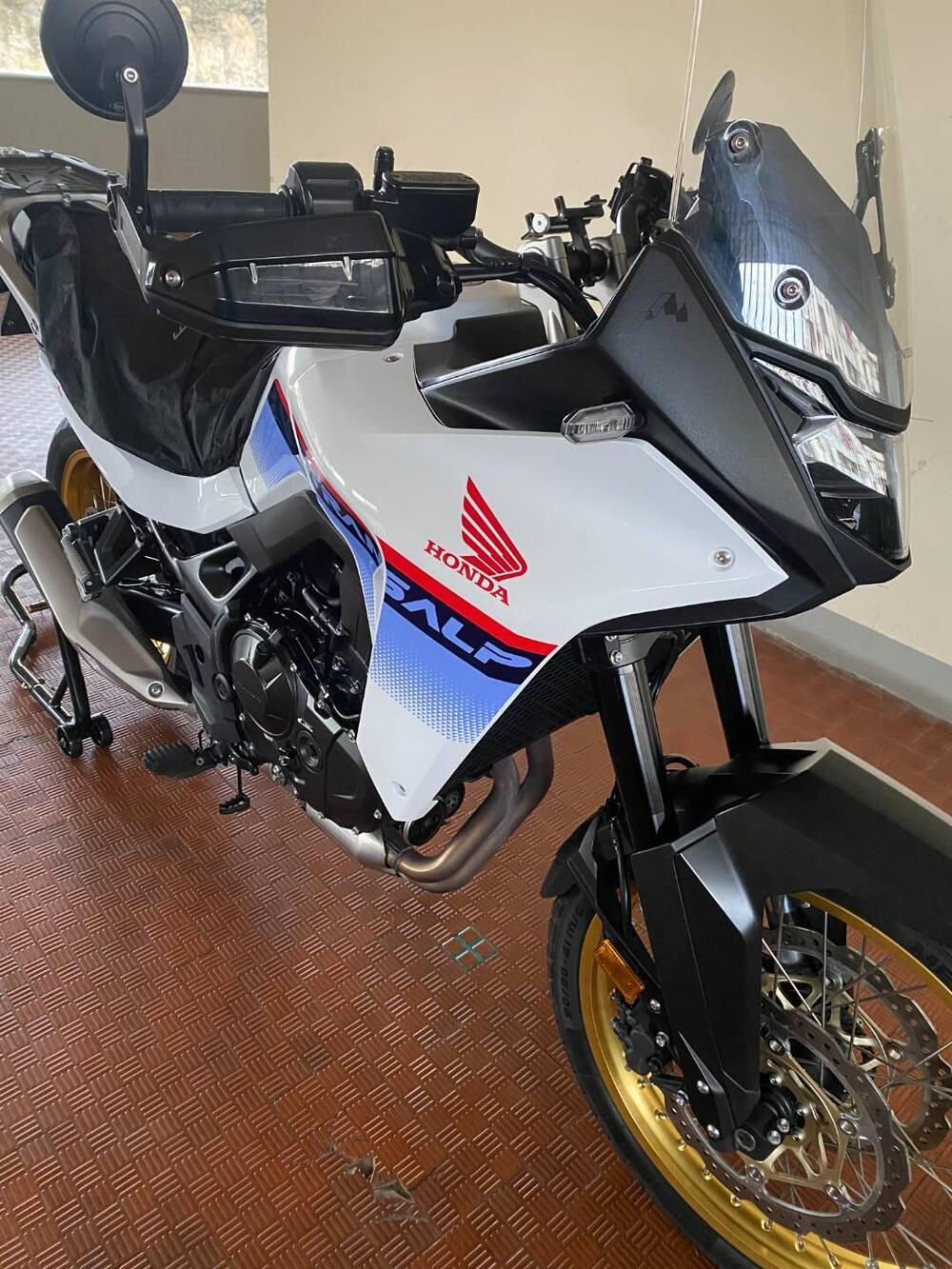 Honda Transalp XL750 (2023 - 24) (2)