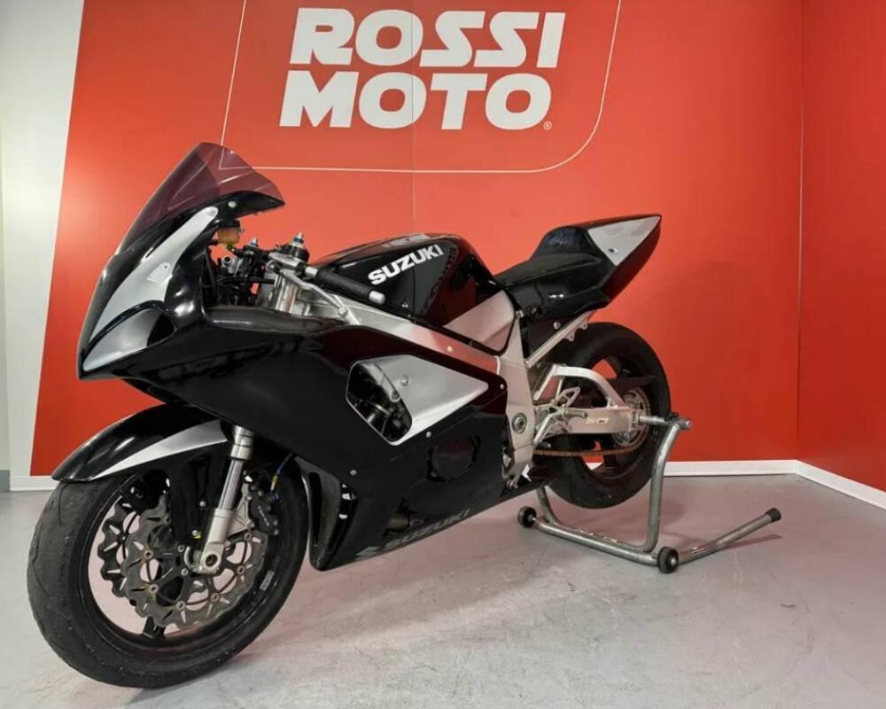 Suzuki GSX R 750 (1999 - 03) (2)