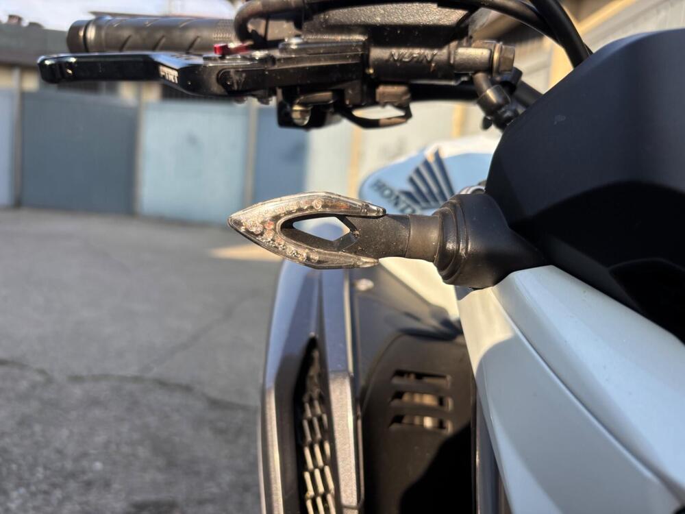 Honda CB 650 F (2017 - 18) (9)