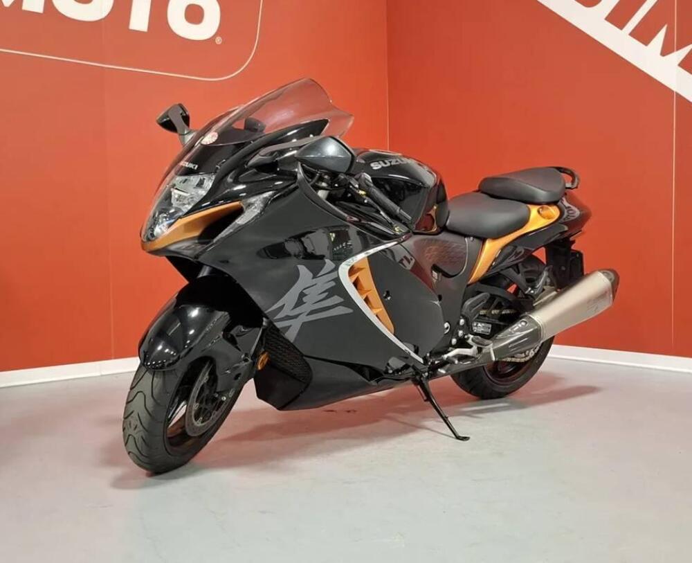 Suzuki GSX 1300 R Hayabusa (2021 - 24) (2)
