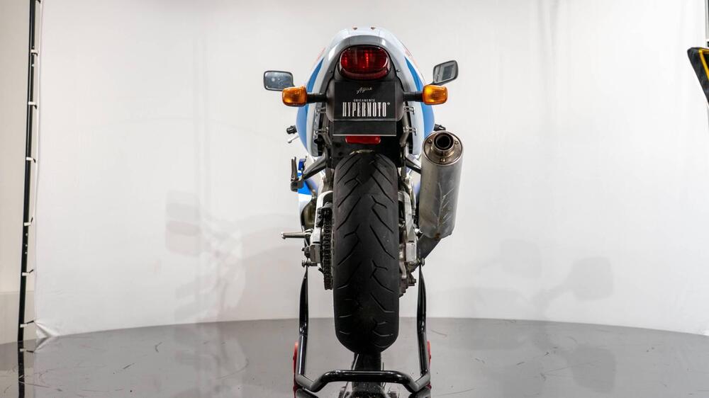 Suzuki GSX-R 750 SRAD (8)