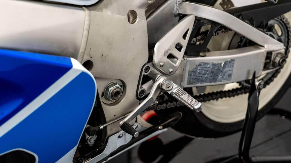 Suzuki GSX-R 750 SRAD (17)