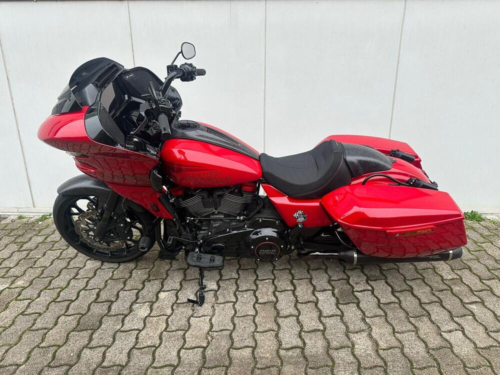 Harley-Davidson CVO Road Glide ST (2025) (7)