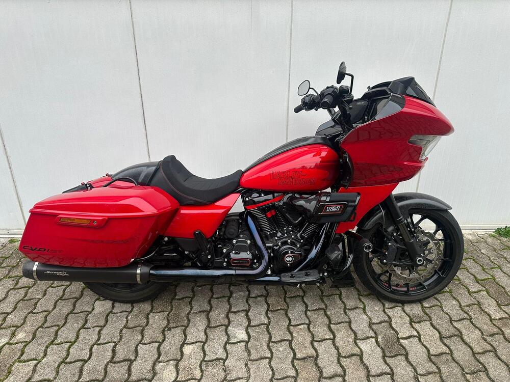 Harley-Davidson CVO Road Glide ST (2025) (4)