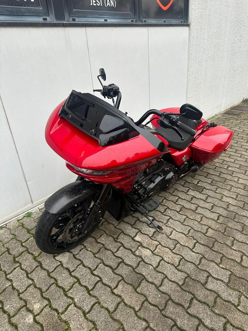 Harley-Davidson CVO Road Glide ST (2025) (6)