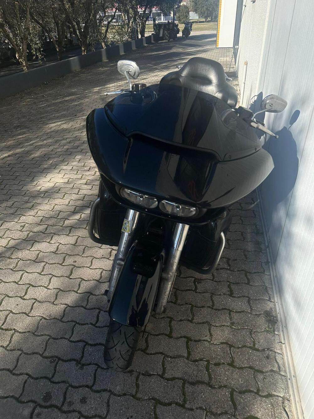 Harley-Davidson 1690 Road Glide Ultra (2015 - 16) - FLRTU (9)