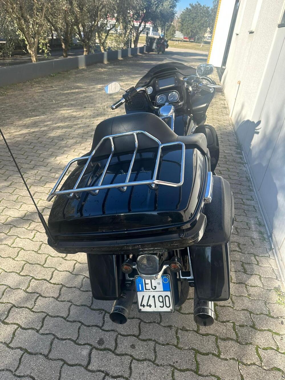 Harley-Davidson 1690 Road Glide Ultra (2015 - 16) - FLRTU (3)