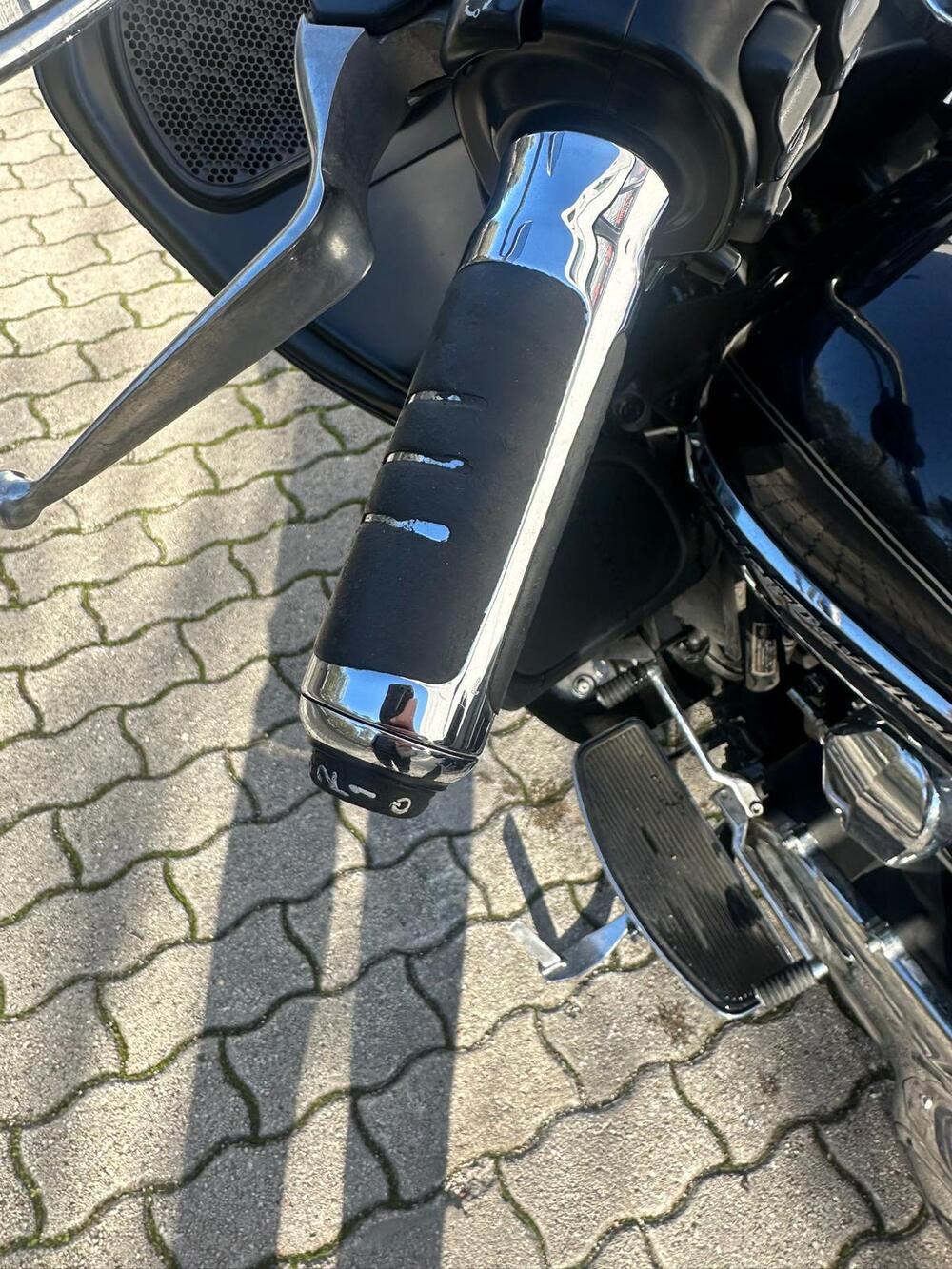 Harley-Davidson 1690 Road Glide Ultra (2015 - 16) - FLRTU (6)