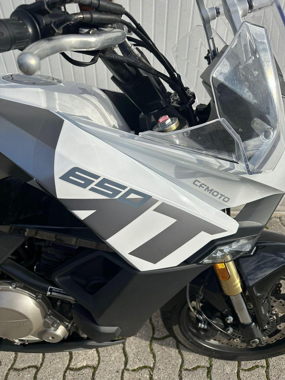 CFMOTO 650MT (2021 - 24) (4)