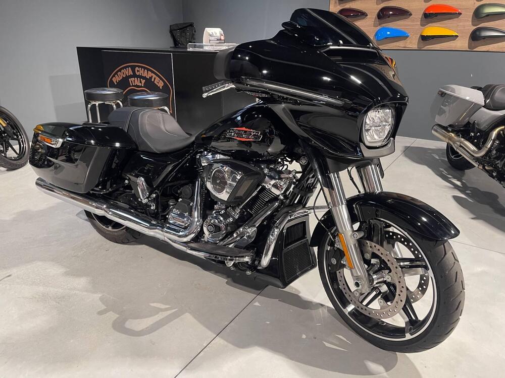 Harley-Davidson Street Glide (2024 - 26)