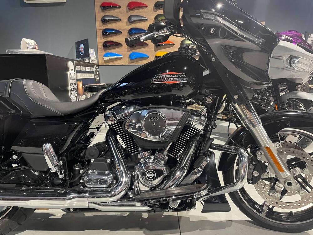 Harley-Davidson Street Glide (2024 - 26) (4)