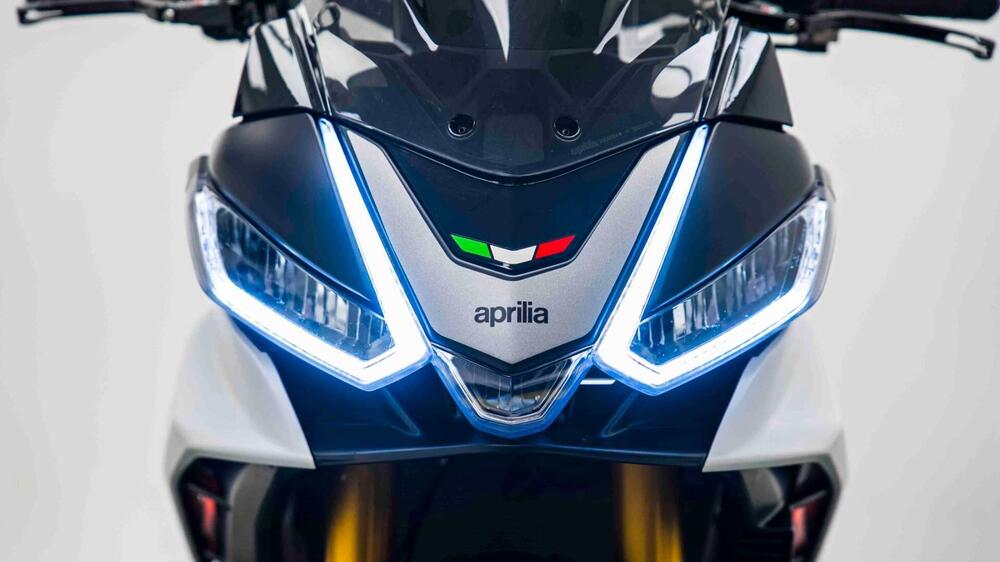 Aprilia Tuono V4 (2021 - 24) (19)