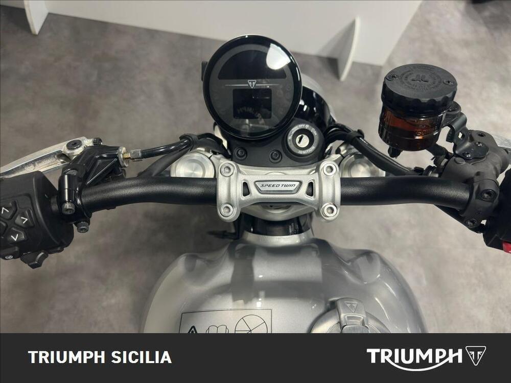 Triumph Speed Twin 1200 (2025 - 26) (10)