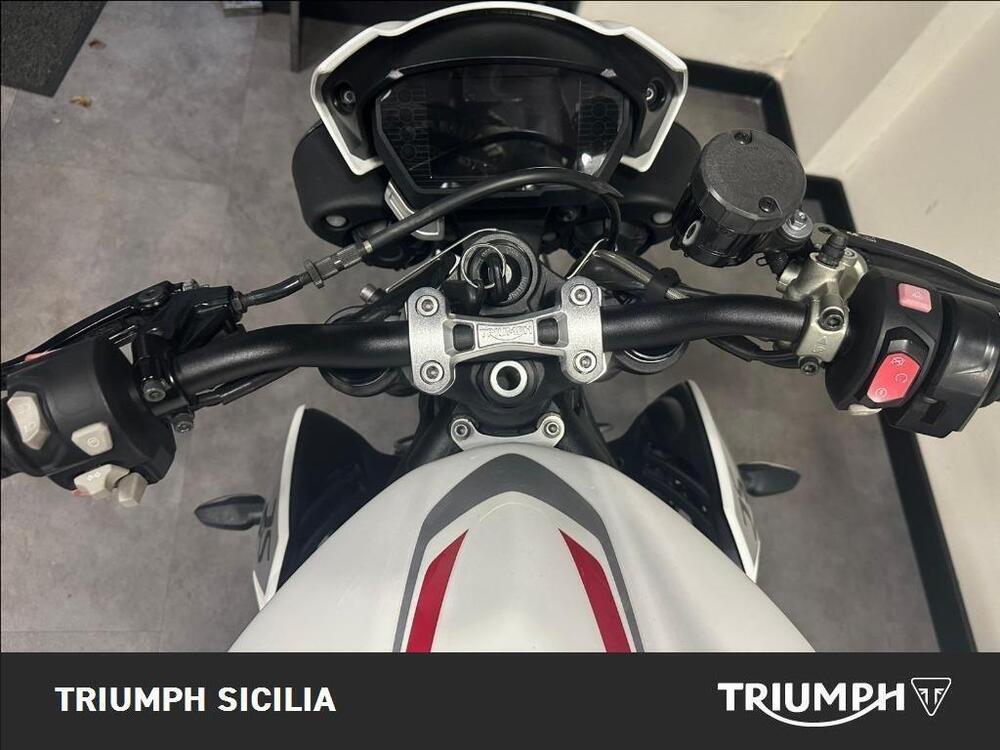 Triumph Street Triple RS (2017 - 19) (15)