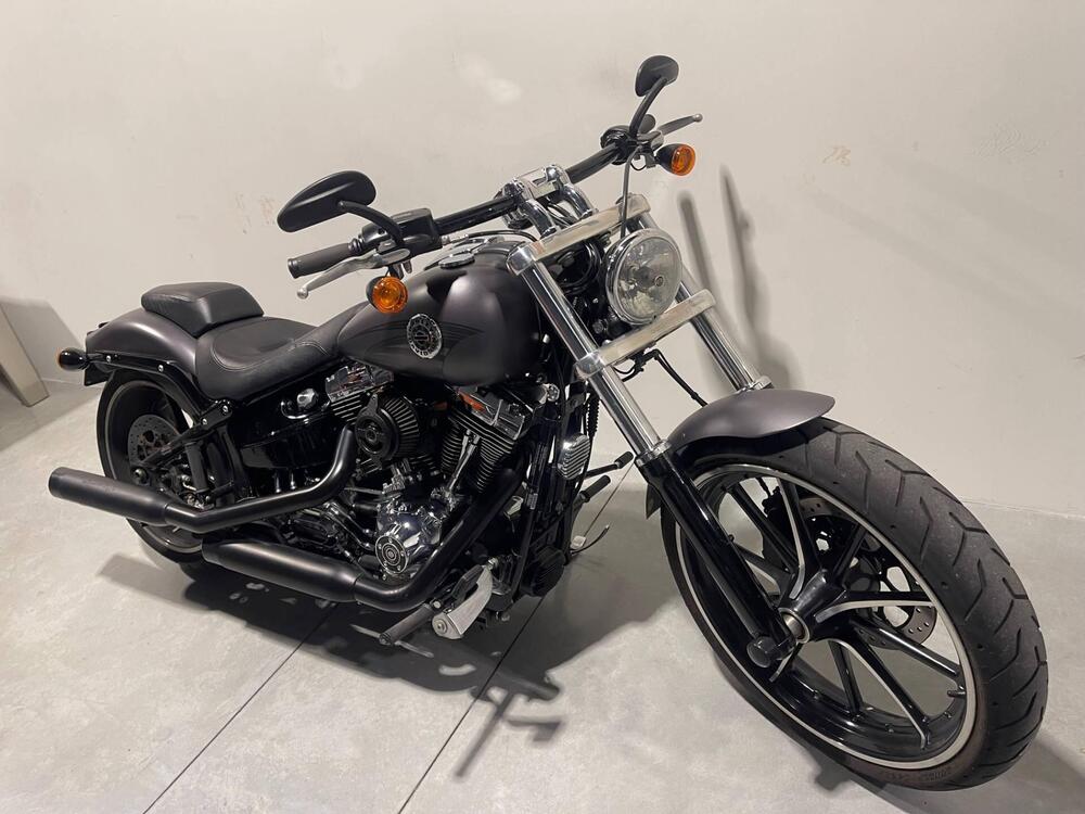 Harley-Davidson 1690 Breakout (2013 - 17) - FXSB (7)