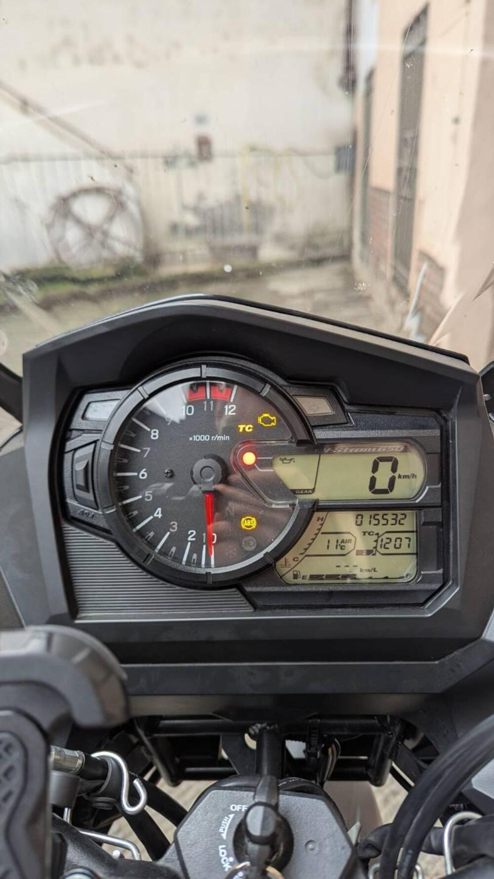 Suzuki V-Strom 650 (2021 - 25) (4)