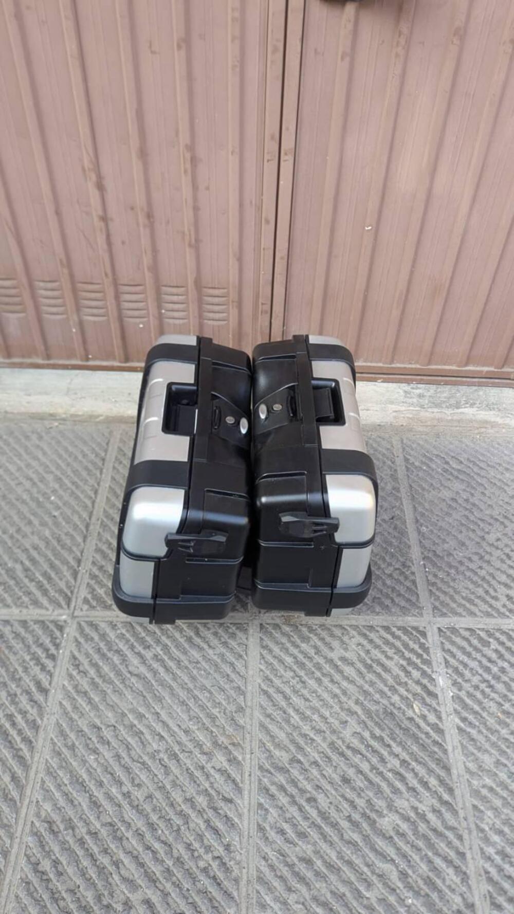 Suzuki V-Strom 650 (2021 - 25) (6)