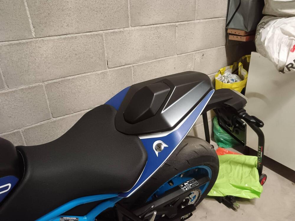 Suzuki GSX-8S (2023 - 24) (5)