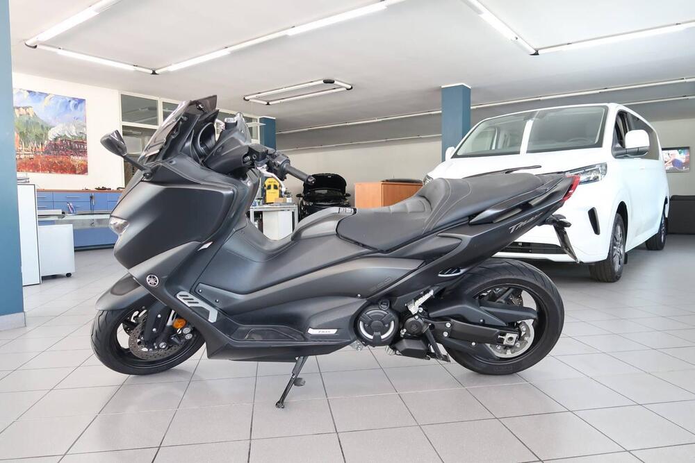 Yamaha T-Max 560 (2022 - 24) (2)