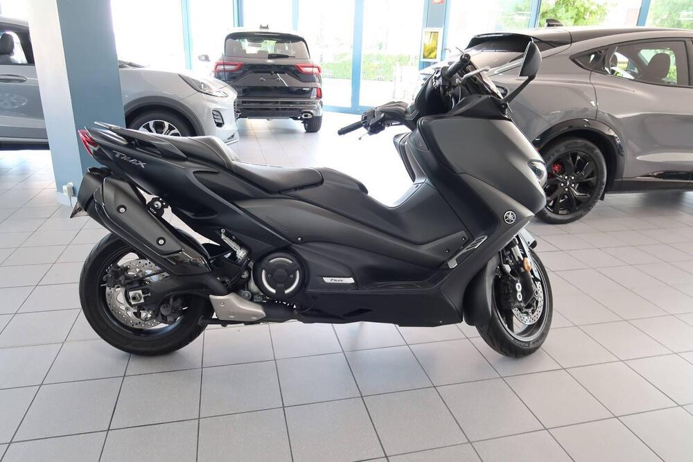 Yamaha T-Max 560 (2022 - 24) (4)