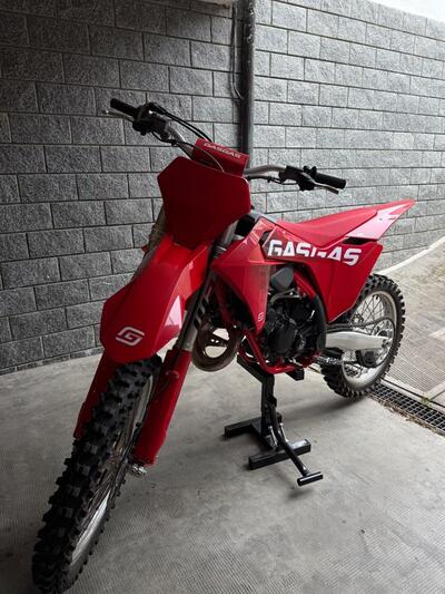 GASGAS MC 125 (2024) usata